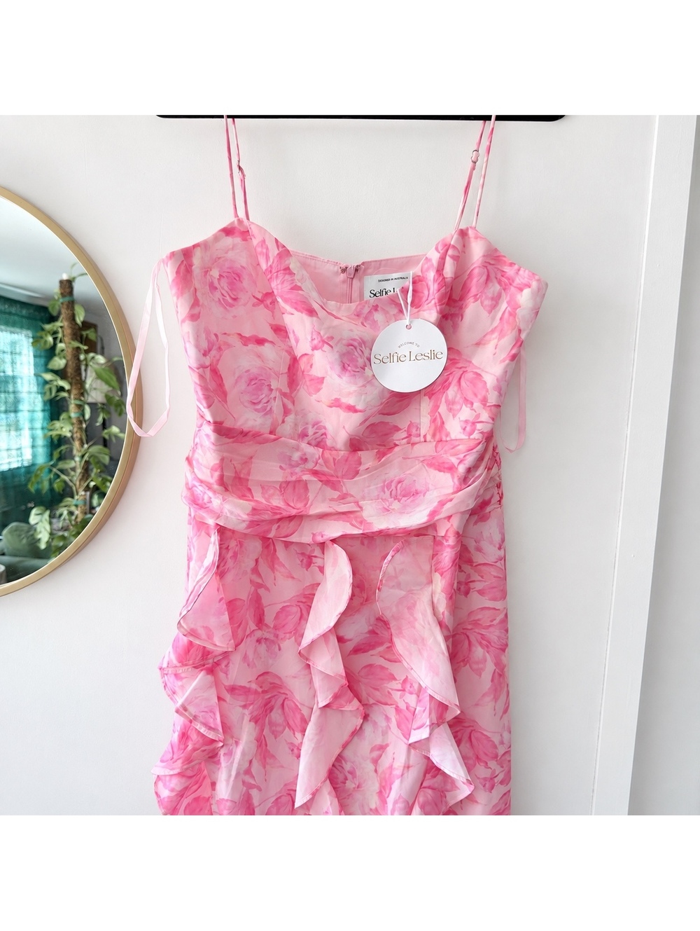 Selfie Leslie Serif Ruffle Trim Split Maxi Dress in Pink, Size XL